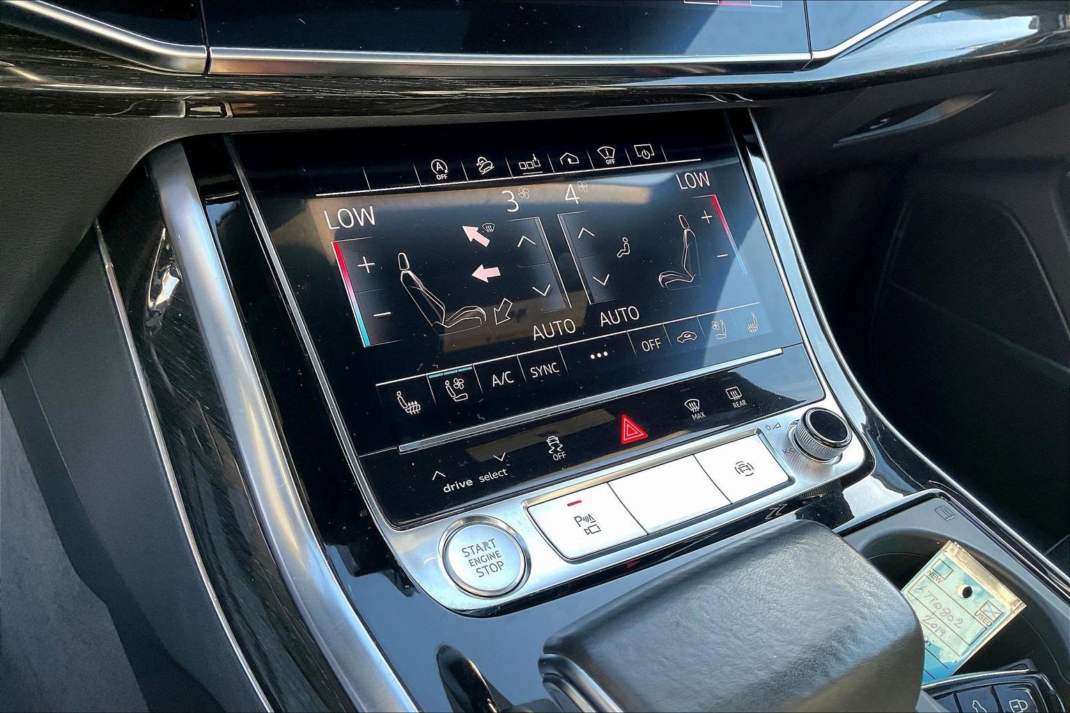 Used 2019 Audi Q8 Prestige image 16