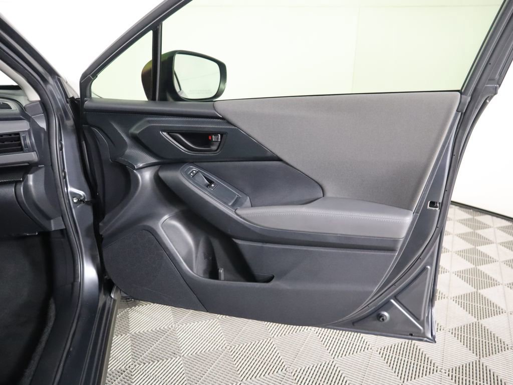 Used 2024 Subaru Crosstrek 2.0i Premium image 25