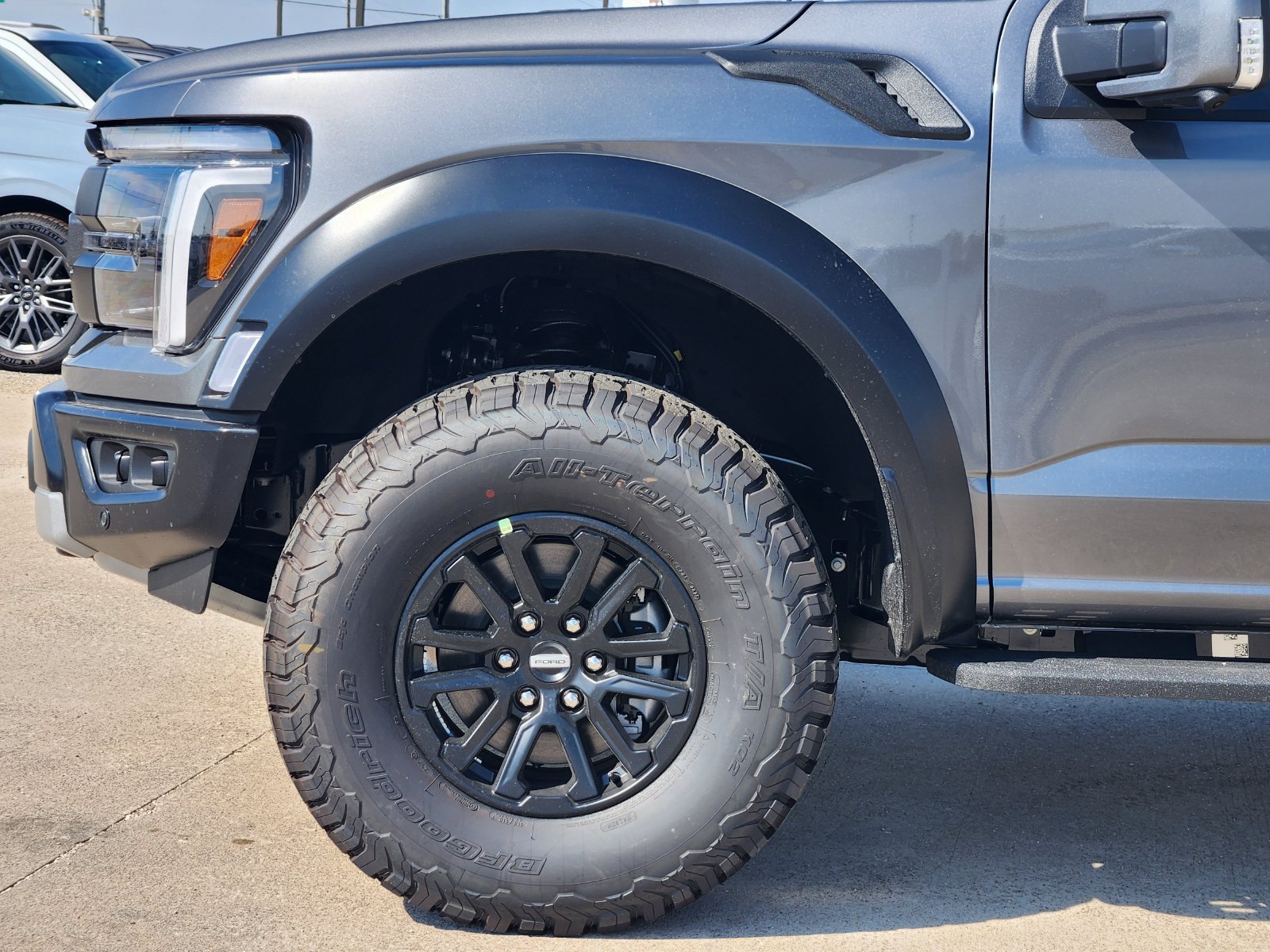 New 2026 Ford F150 Raptor AWD/4WD image 9