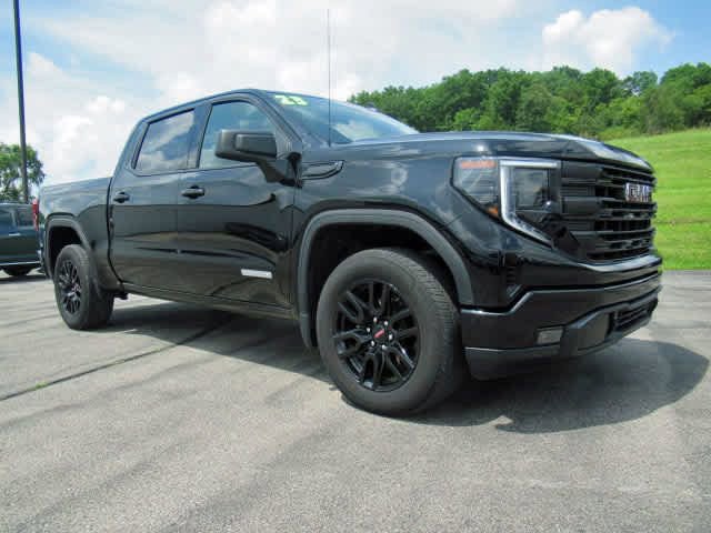 Used 2023 GMC Sierra 1500 Elevation image 12