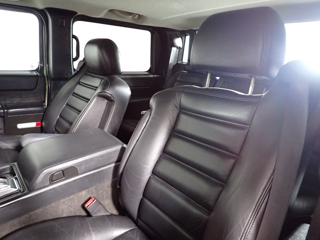 Used 2005 HUMMER H2 SUT w/ Preferred Equipment Group AWD/4WD image 23