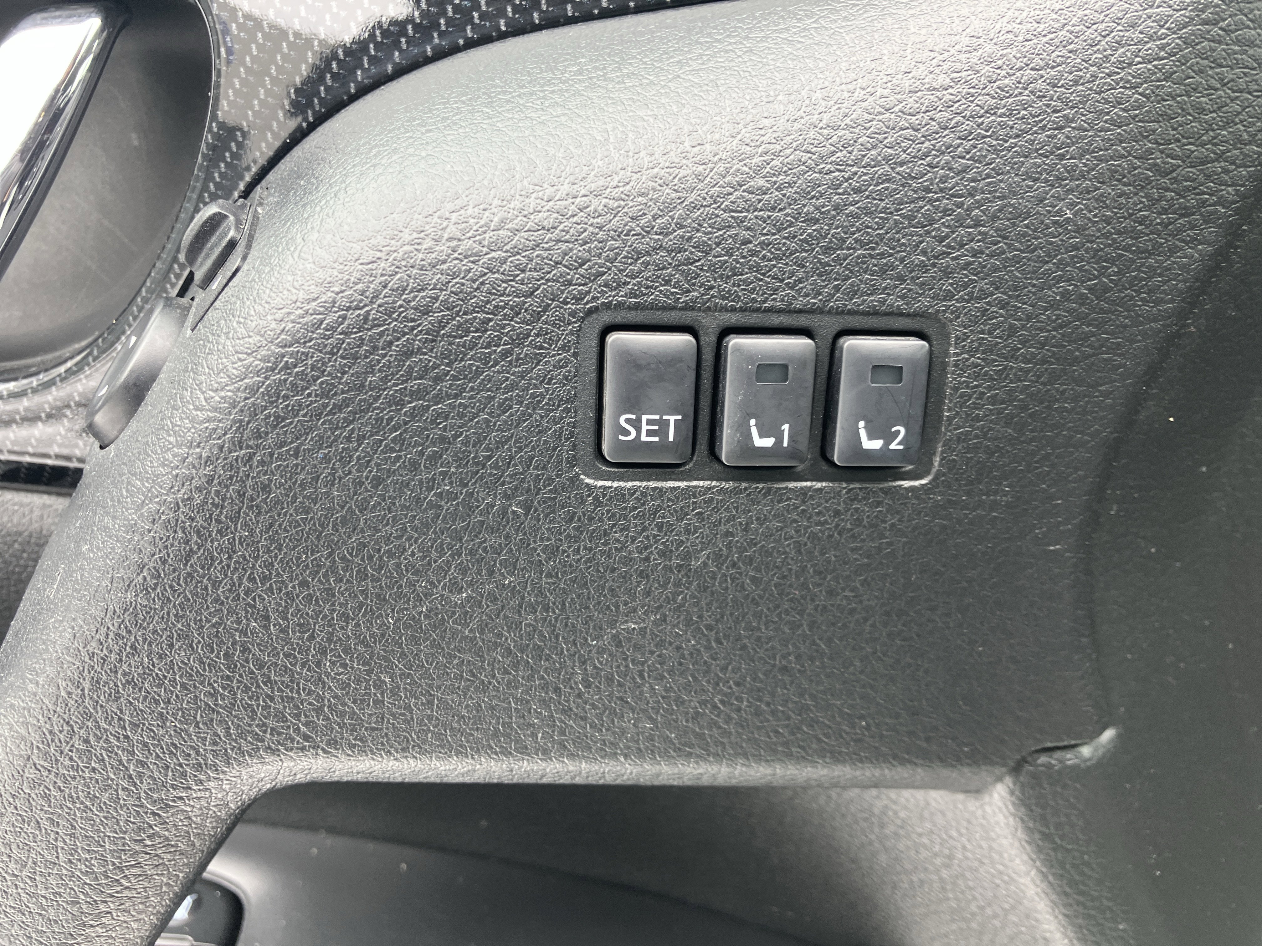 Used 2019 Nissan Rogue SL w/ Premium Package image 20