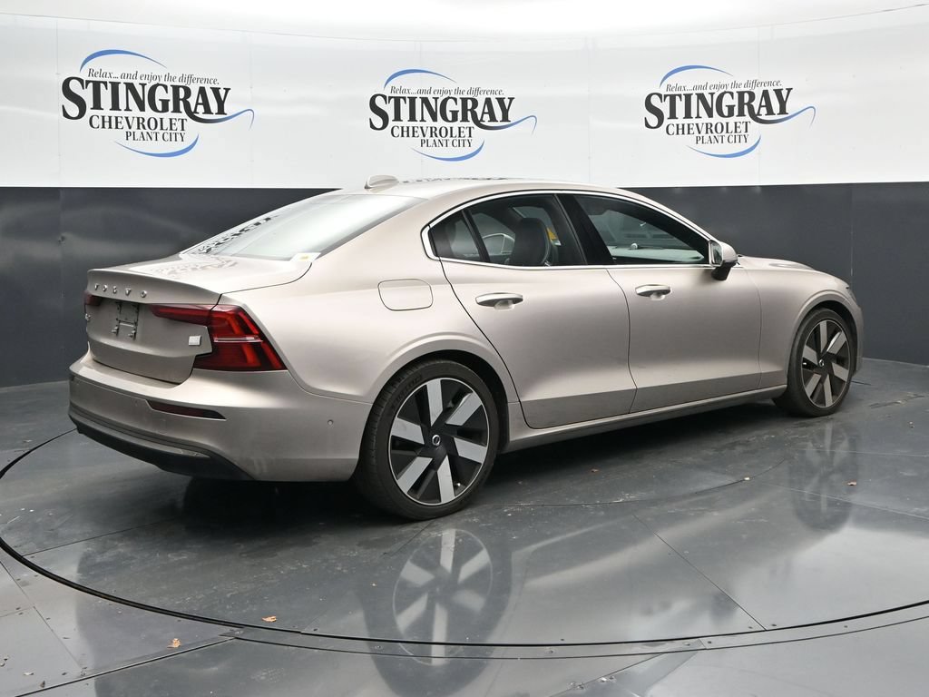 Used 2023 Volvo S60 T8 Ultimate AWD/4WD image 7