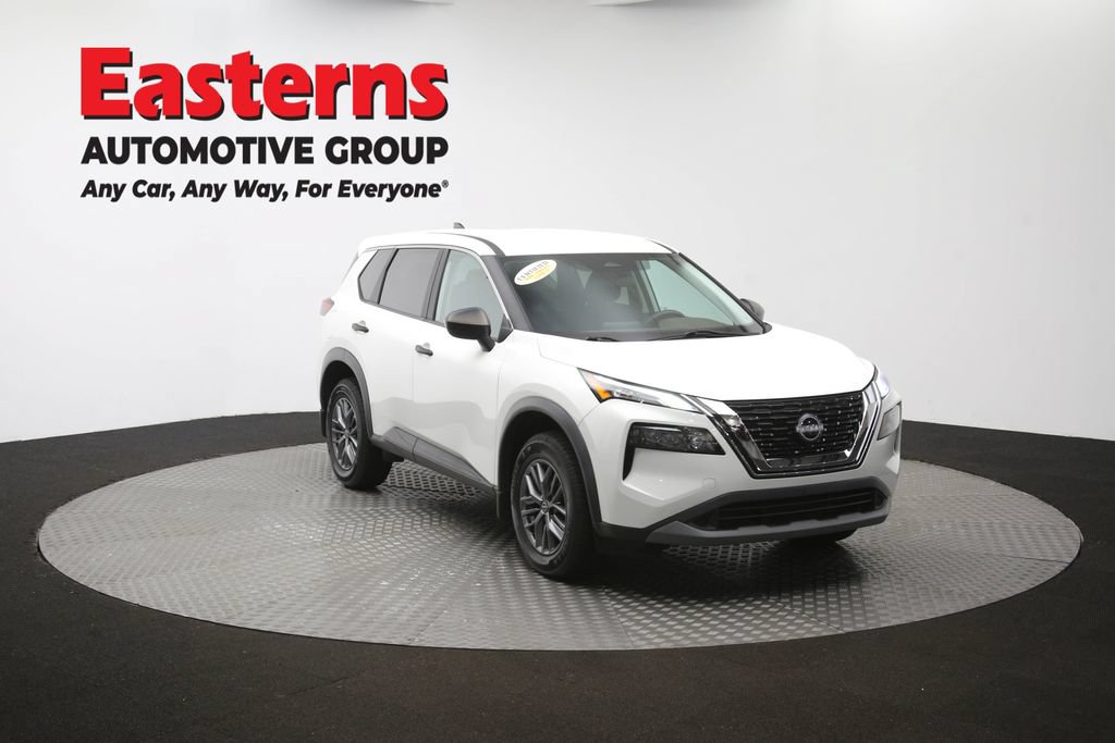 Used 2023 Nissan Rogue S AWD/4WD image 45