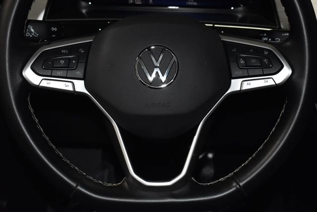 Used 2025 Volkswagen Atlas Cross Sport SE image 23