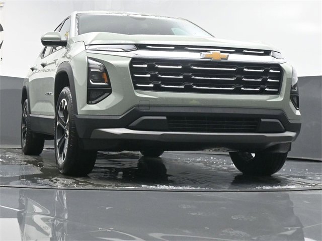 New 2026 Chevrolet Equinox LT image 3