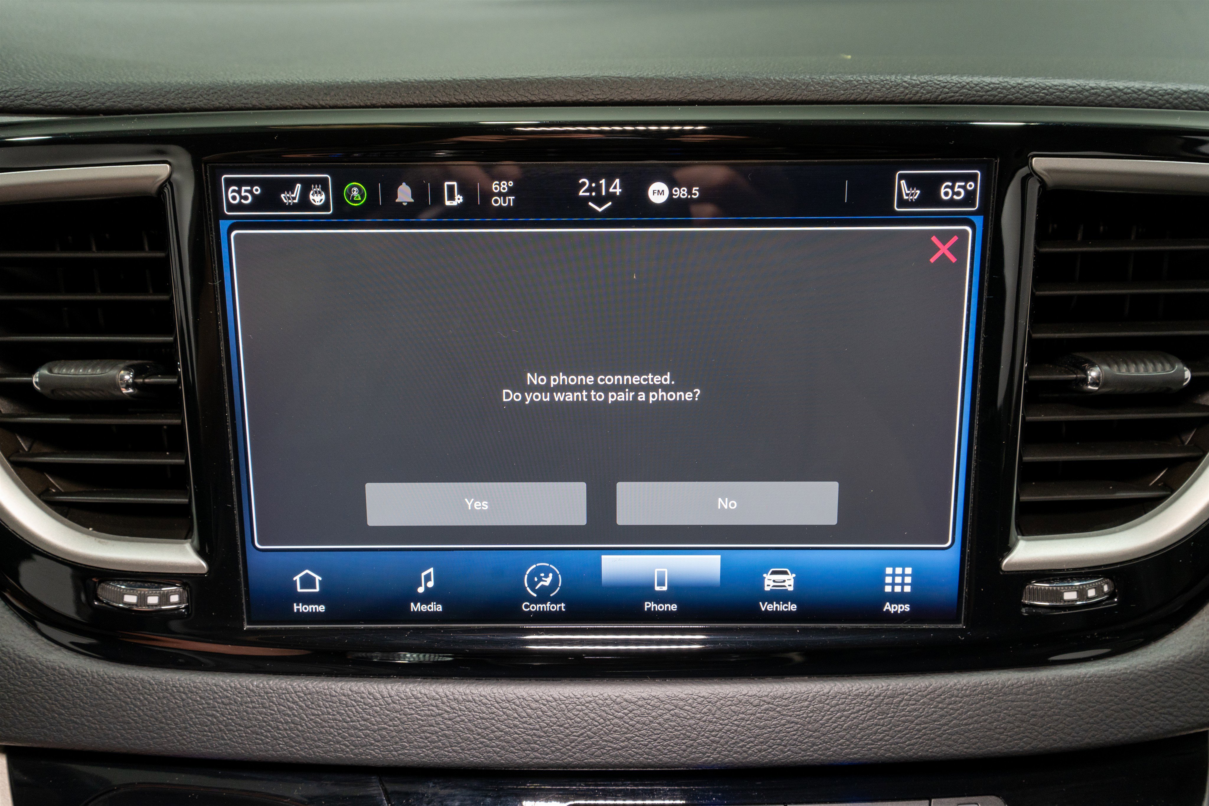 Used 2024 Chrysler Pacifica Touring-L image 20