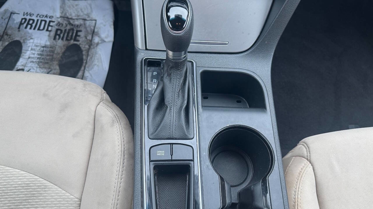 Used 2015 Hyundai Sonata SE w/ Option Group 09 image 13