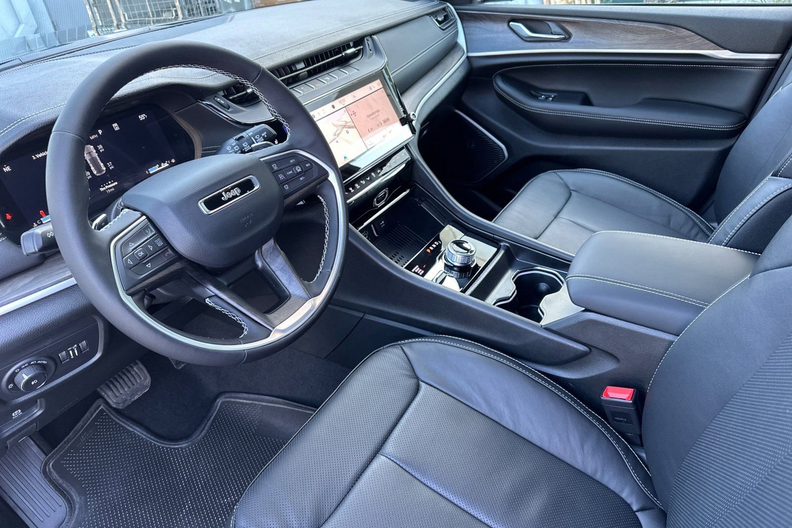 New 2026 Jeep Grand Cherokee Limited image 10