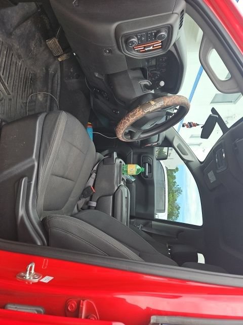 Used 2021 Chevrolet Silverado 1500 Custom Trail Boss AWD/4WD image 9