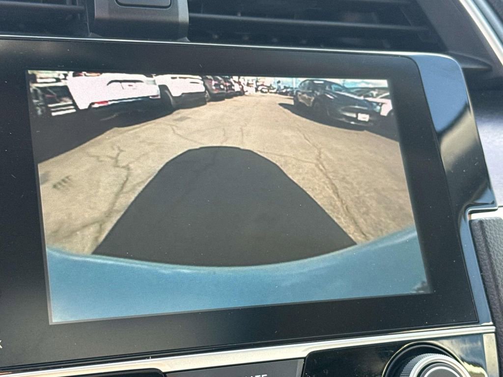 Used 2018 Honda Civic Touring image 27