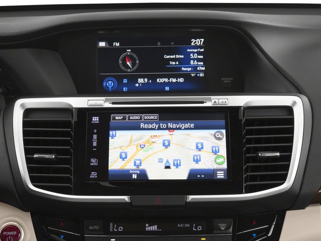 Used 2017 Honda Accord Touring image 17