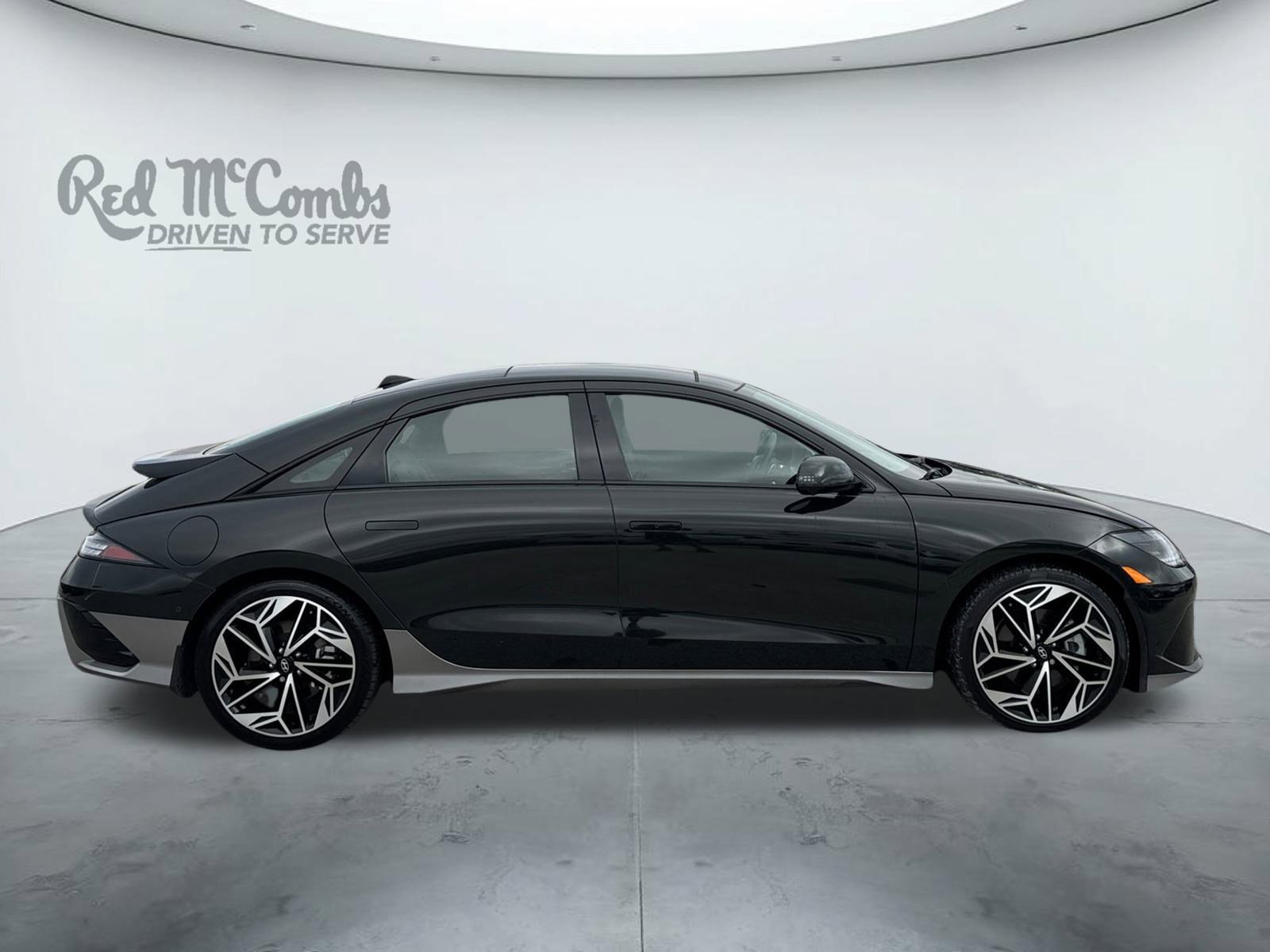 Used 2023 Hyundai Ioniq 6 Limited image 6
