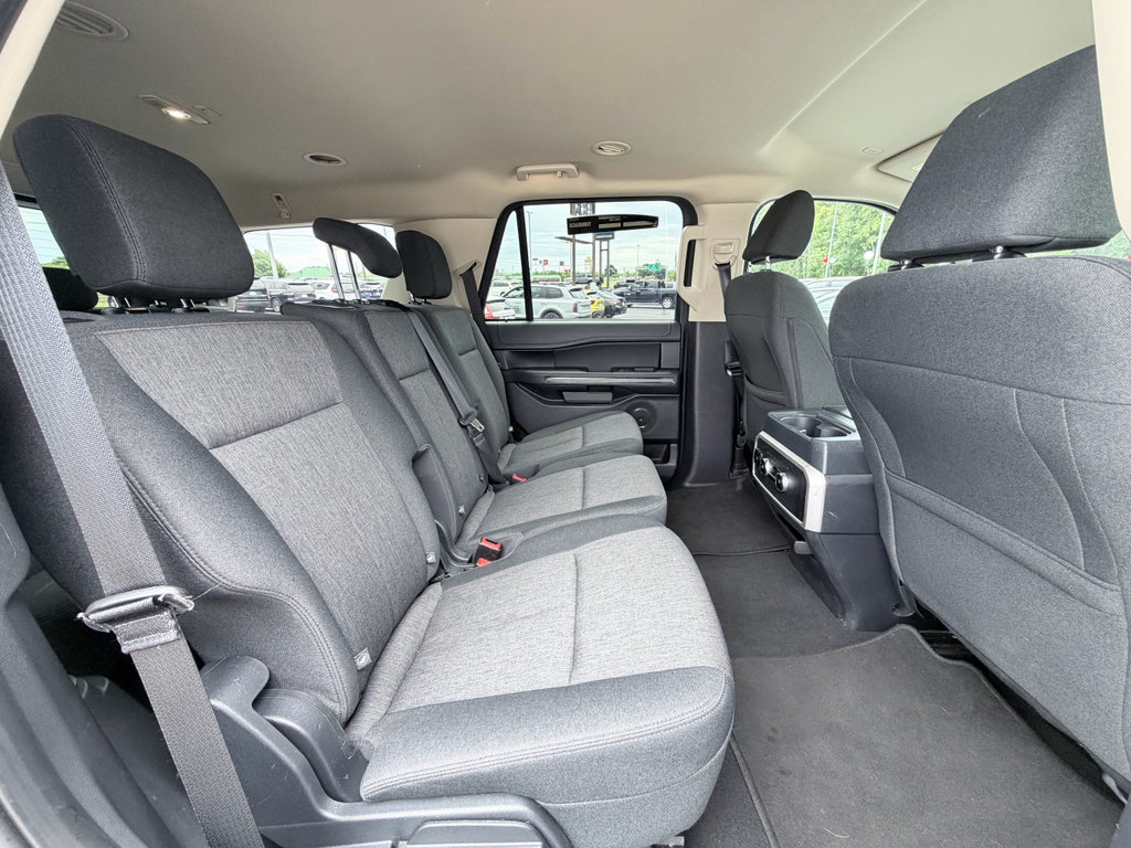 Used 2024 Ford Expedition XLT AWD/4WD image 27