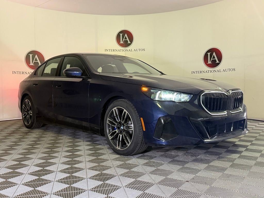 New 2026 BMW 530i xDrive w/ M Sport Package image 1