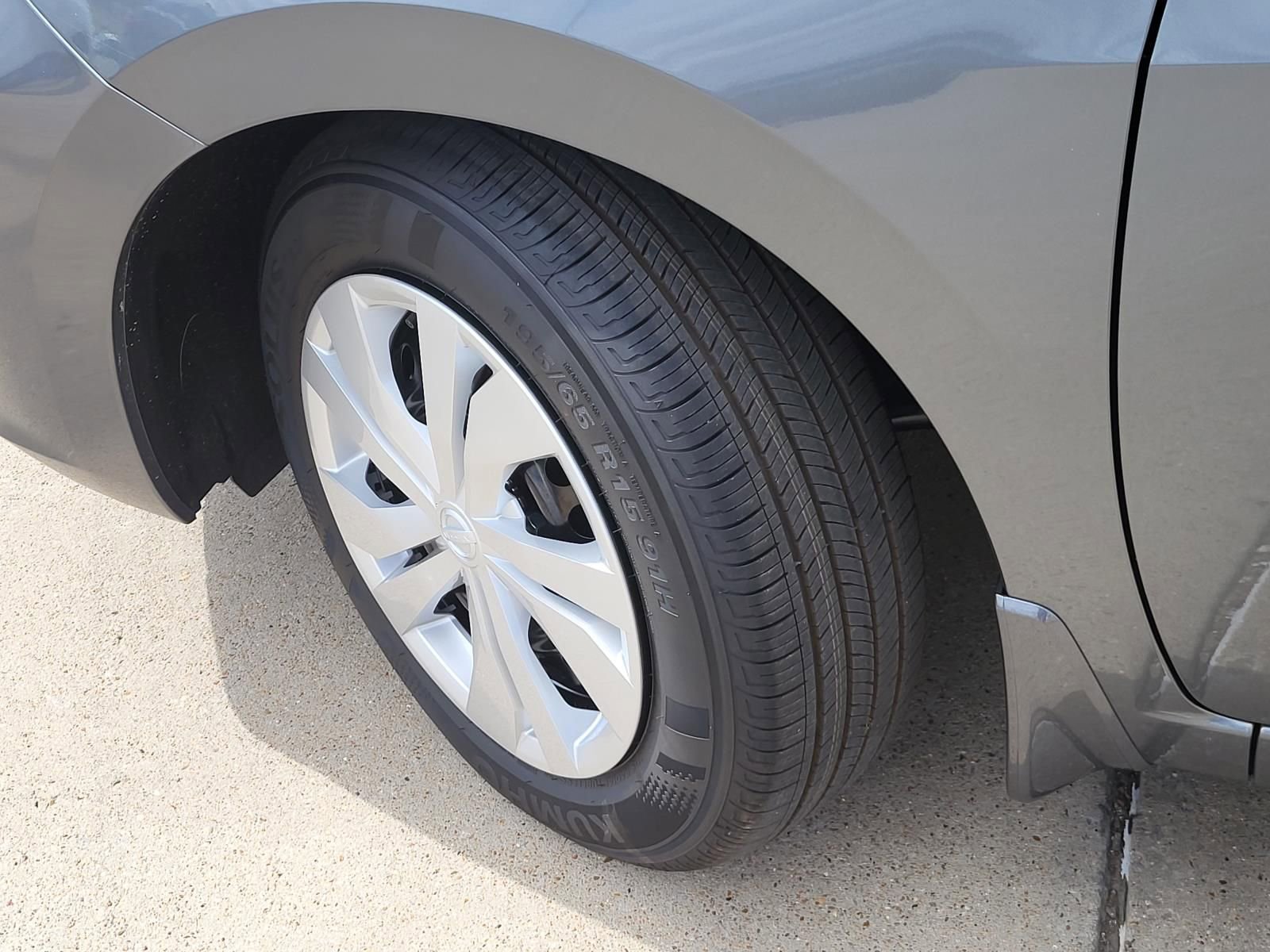 New 2025 Nissan Versa S w/ Trunk Package image 12