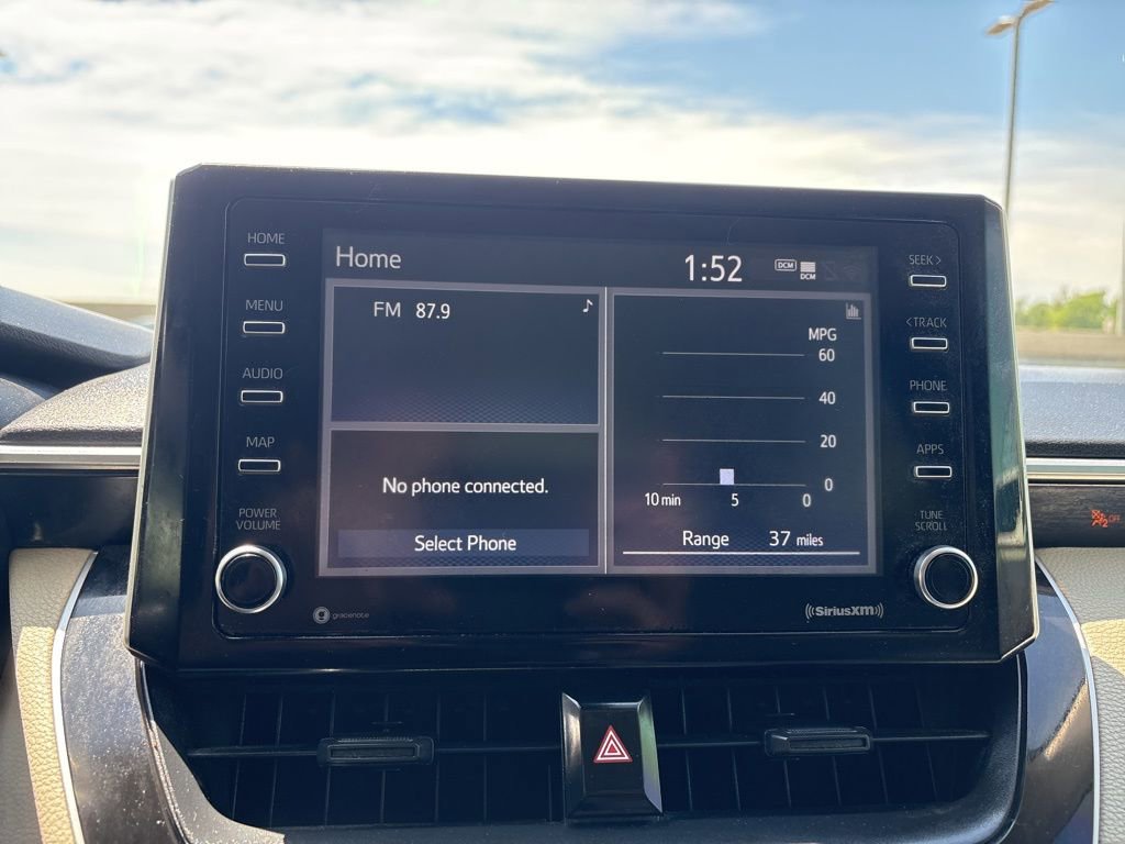 Used 2021 Toyota Corolla LE FWD image 19