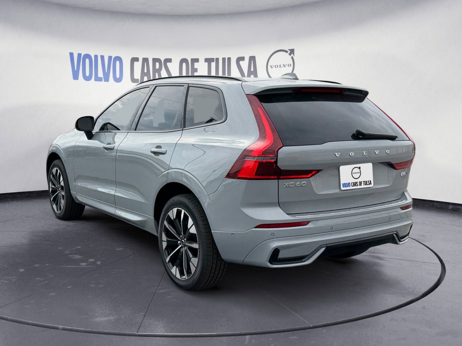 New 2026 Volvo XC60 B5 Plus w/ Protection Package Premier AWD/4WD image 3