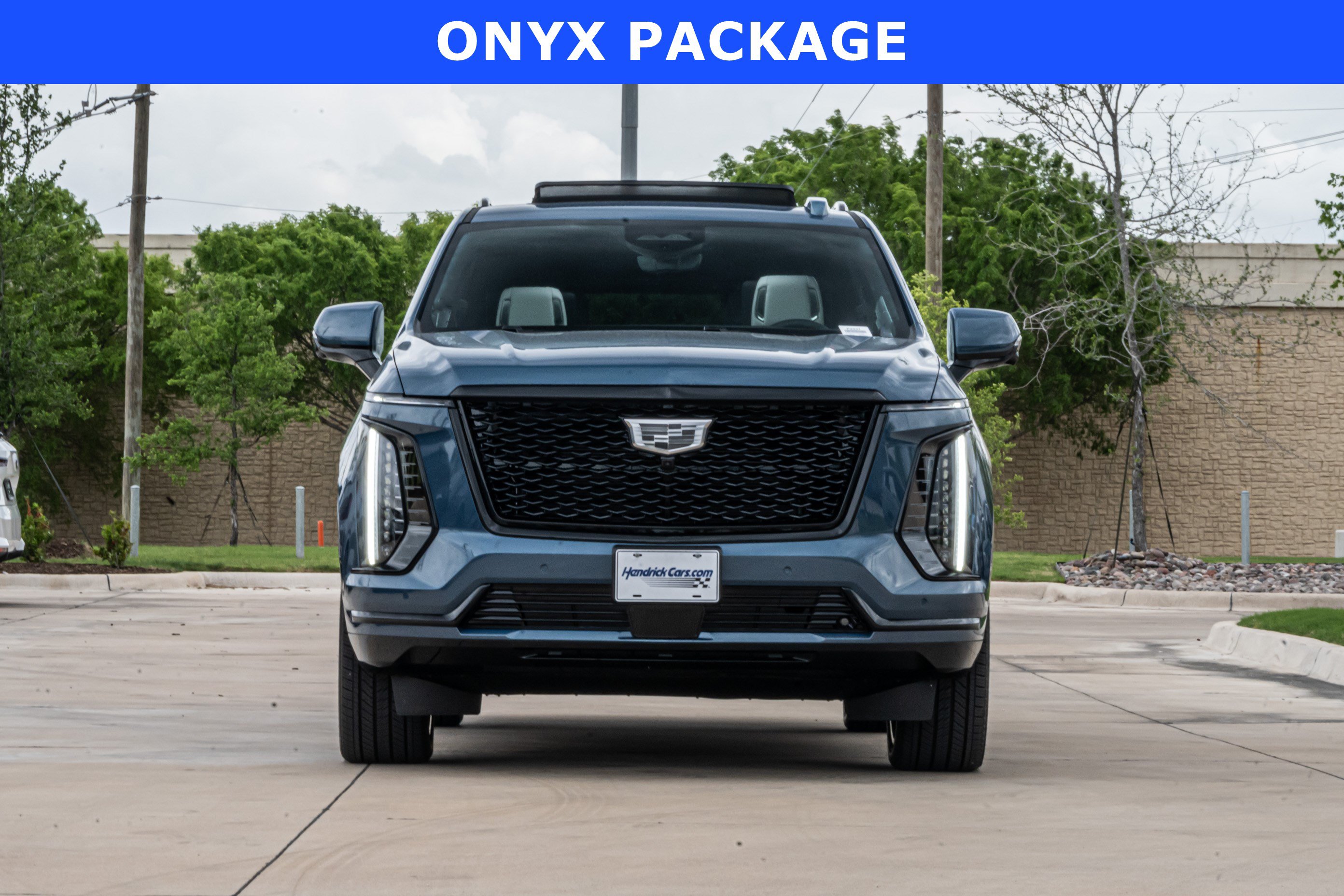 Used 2026 Cadillac Escalade Platinum Sport w/ LPO, ONYX Package AWD/4WD image 3