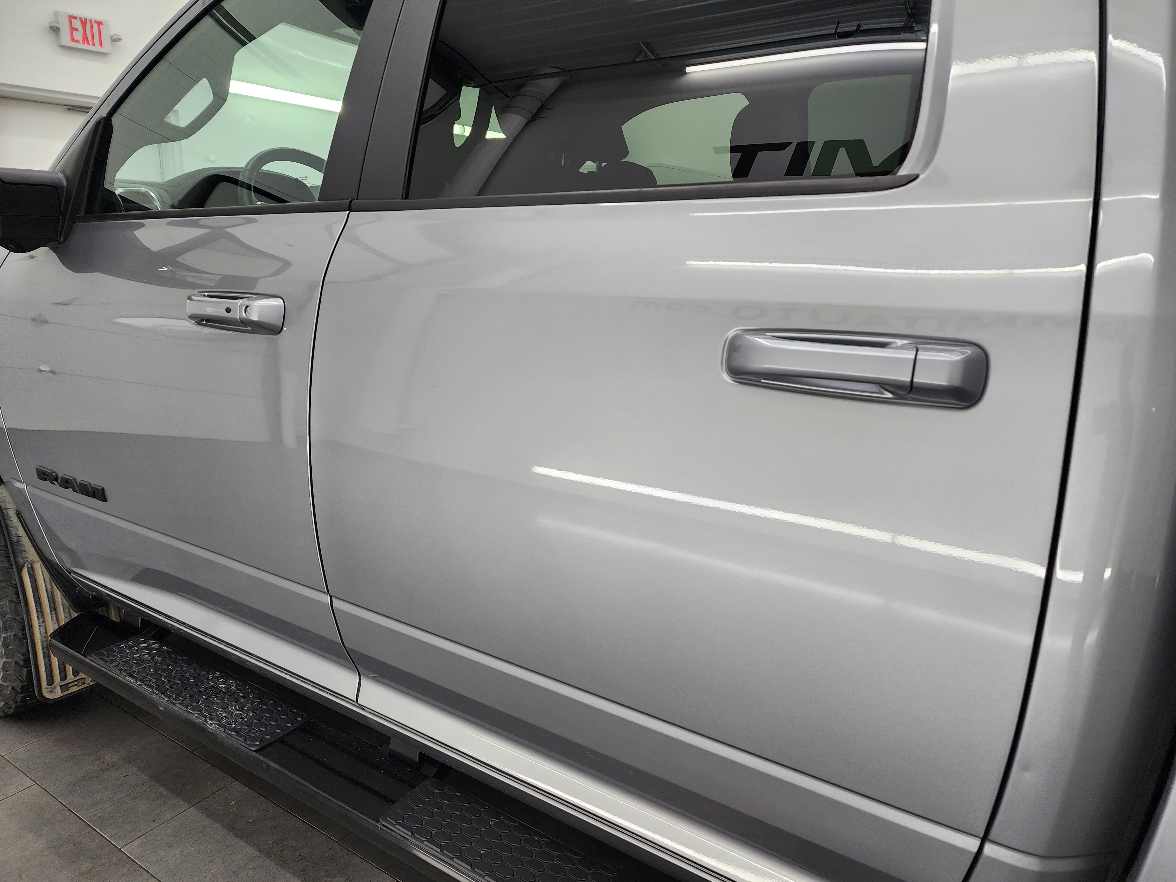 Used 2024 RAM 2500 Laramie w/ Night Edition AWD/4WD image 33