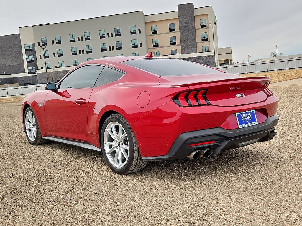 Used 2024 Ford Mustang GT Premium image 3