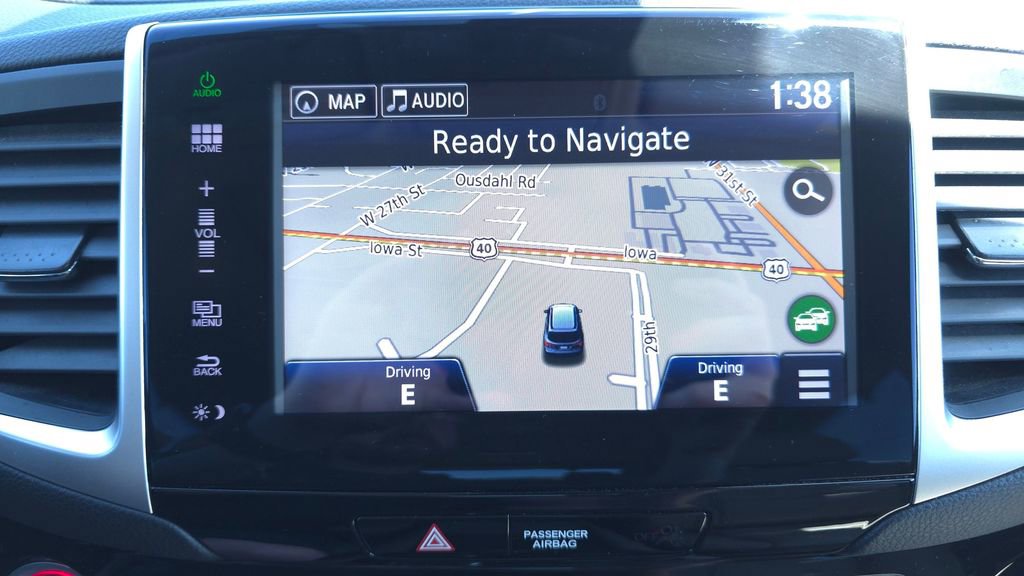 Used 2016 Honda Pilot Touring image 39