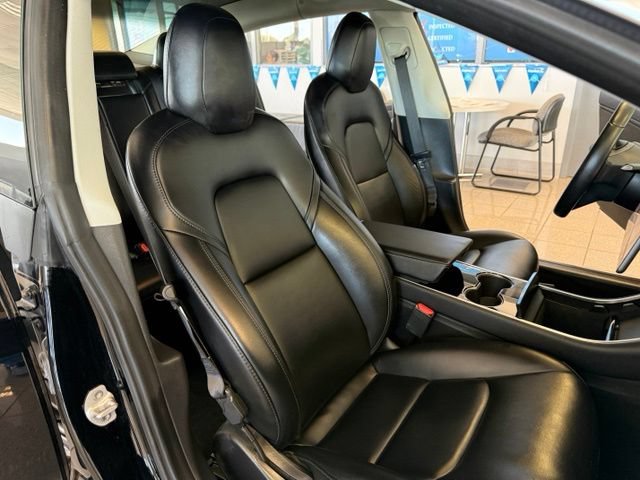 Used 2018 Tesla Model 3 Mid Range RWD image 24