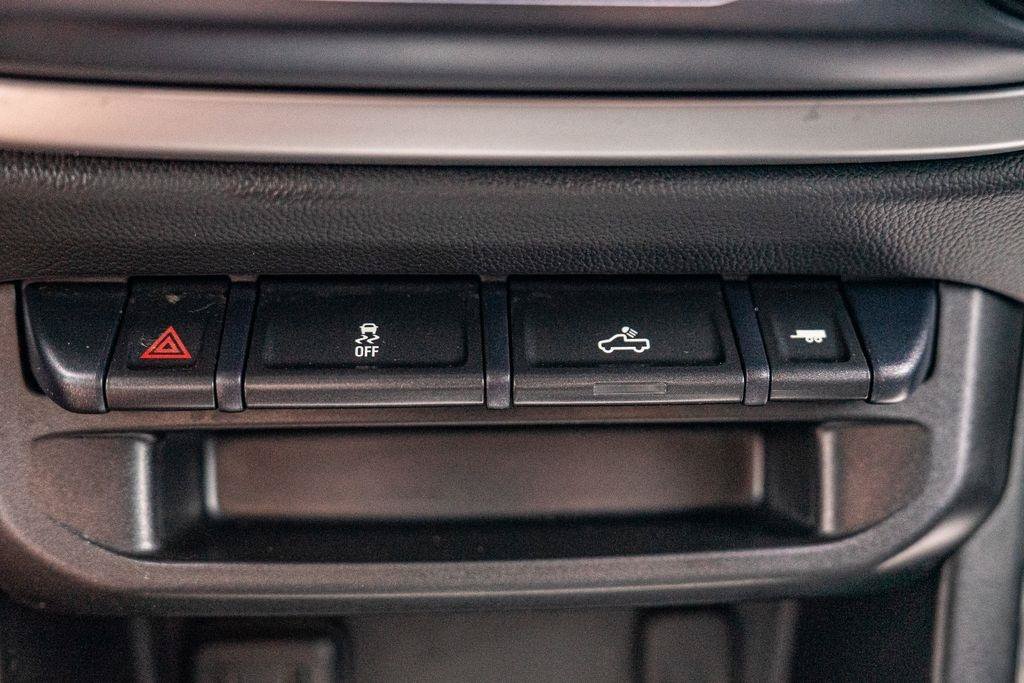 Used 2022 Chevrolet Colorado LT w/ LT Convenience Package AWD/4WD image 12