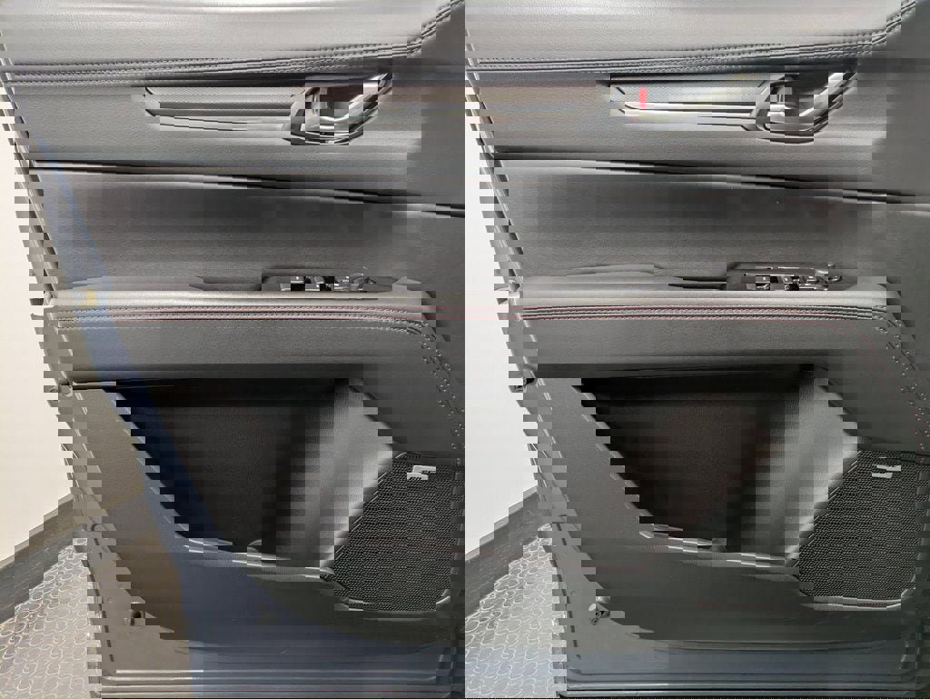 Certified 2023 MAZDA CX-5 Carbon Edition image 8