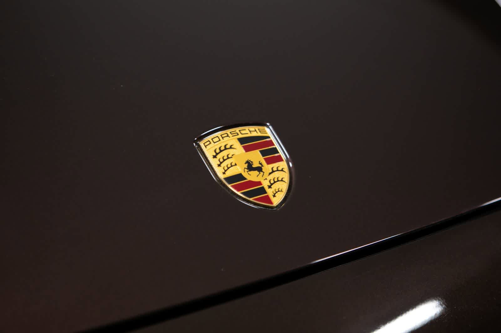 Certified 2023 Porsche Cayenne AWD/4WD image 17