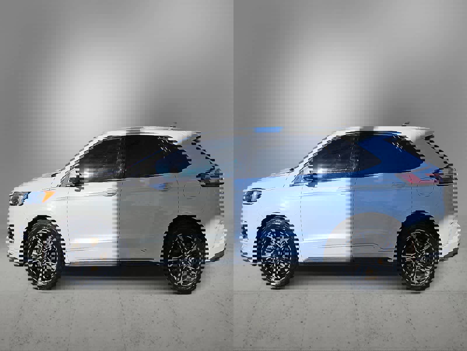 Used 2021 Ford Edge ST image 6