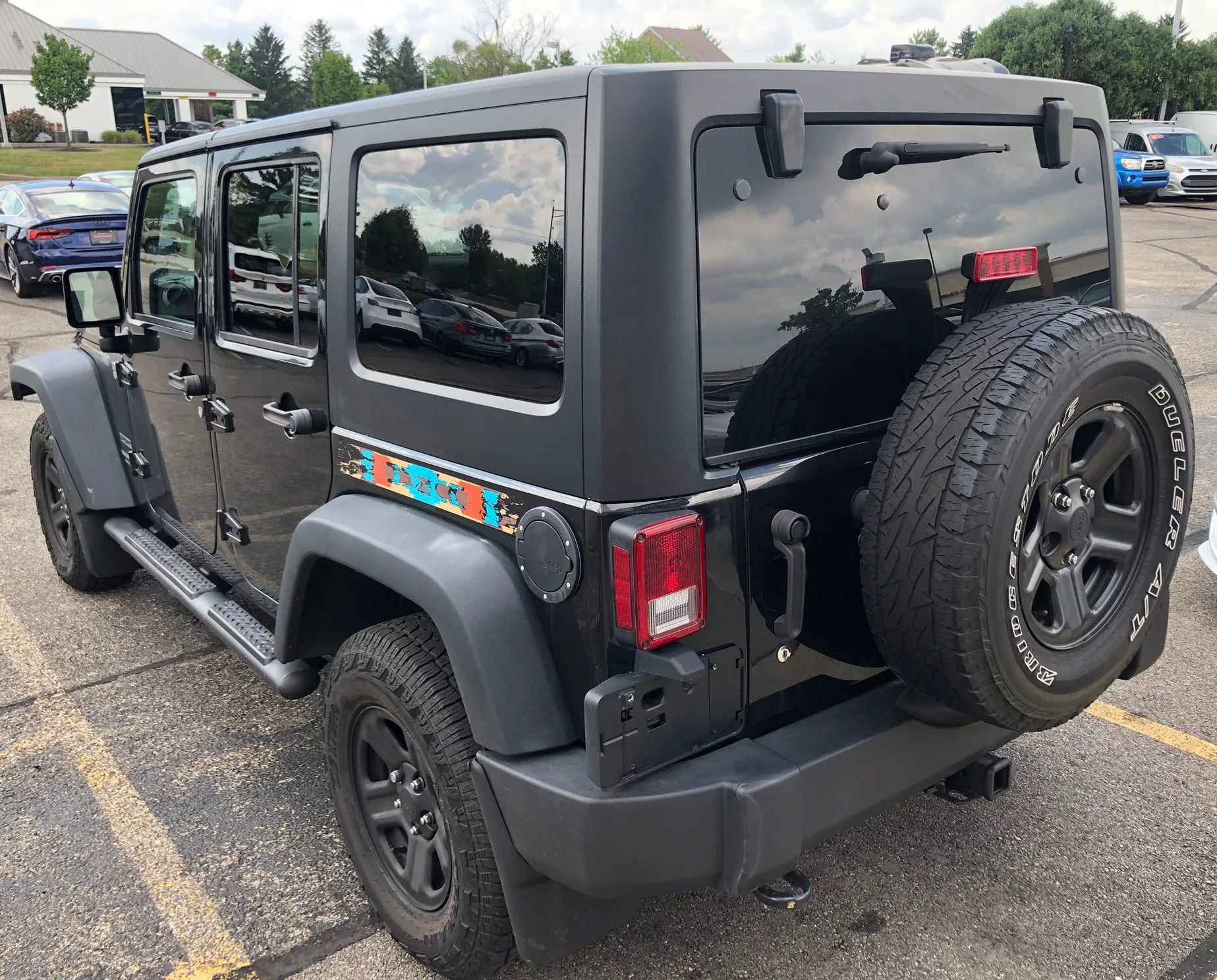 Used 2015 Jeep Wrangler Unlimited Sport w/ Mopar Black Appearance Group image 28