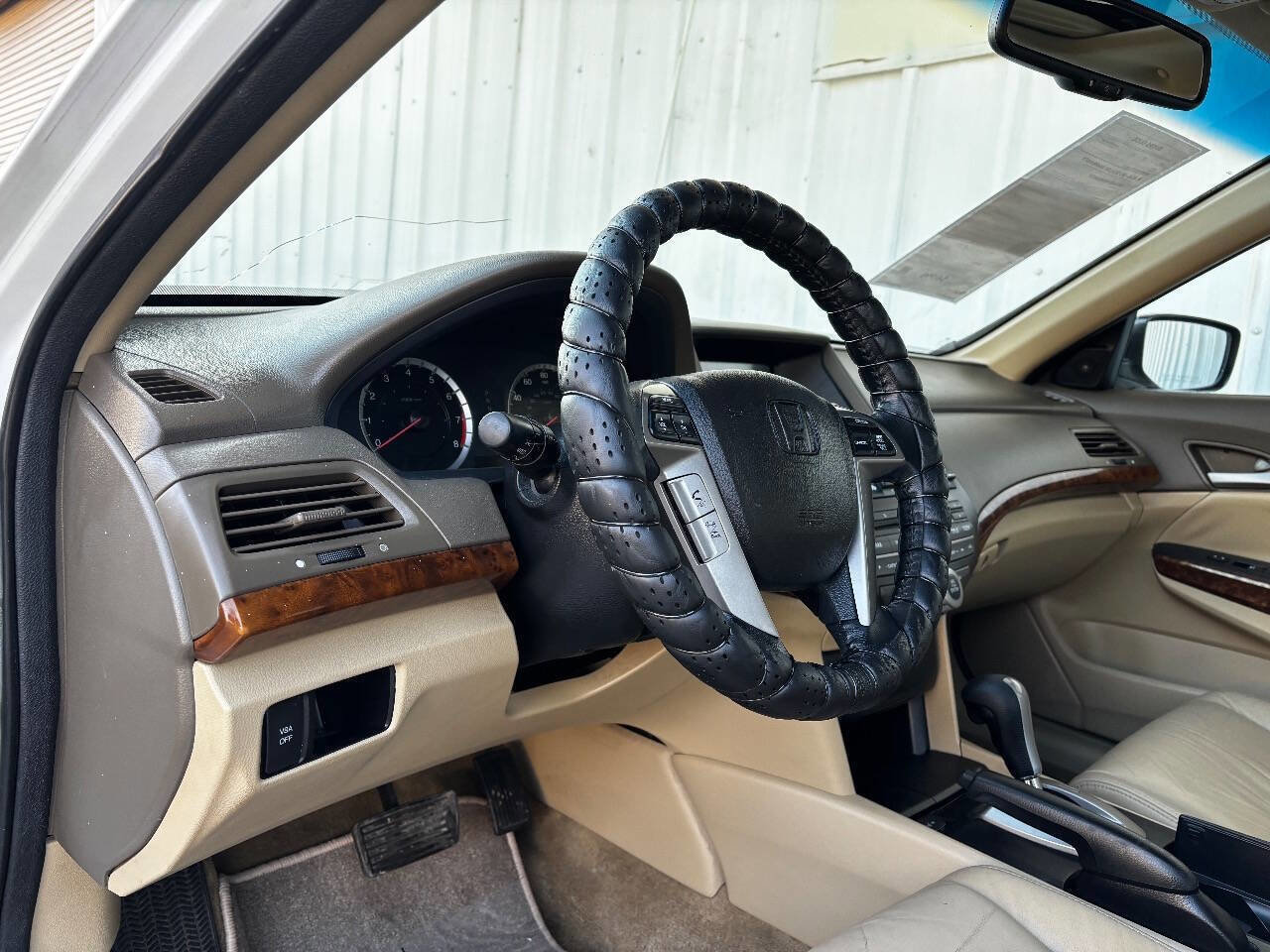 Used 2010 Honda Accord EX-L image 13