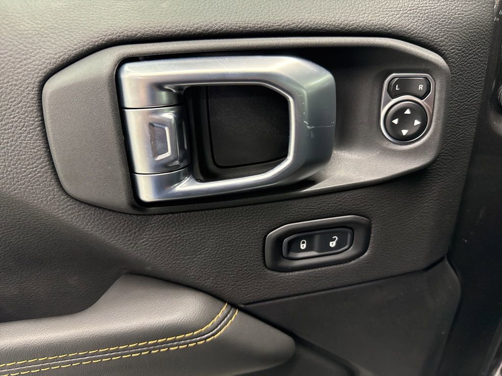 New 2026 Jeep Gladiator Sport image 18