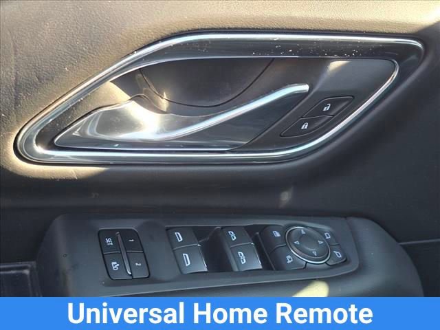 Certified 2023 Chevrolet Suburban Premier image 18