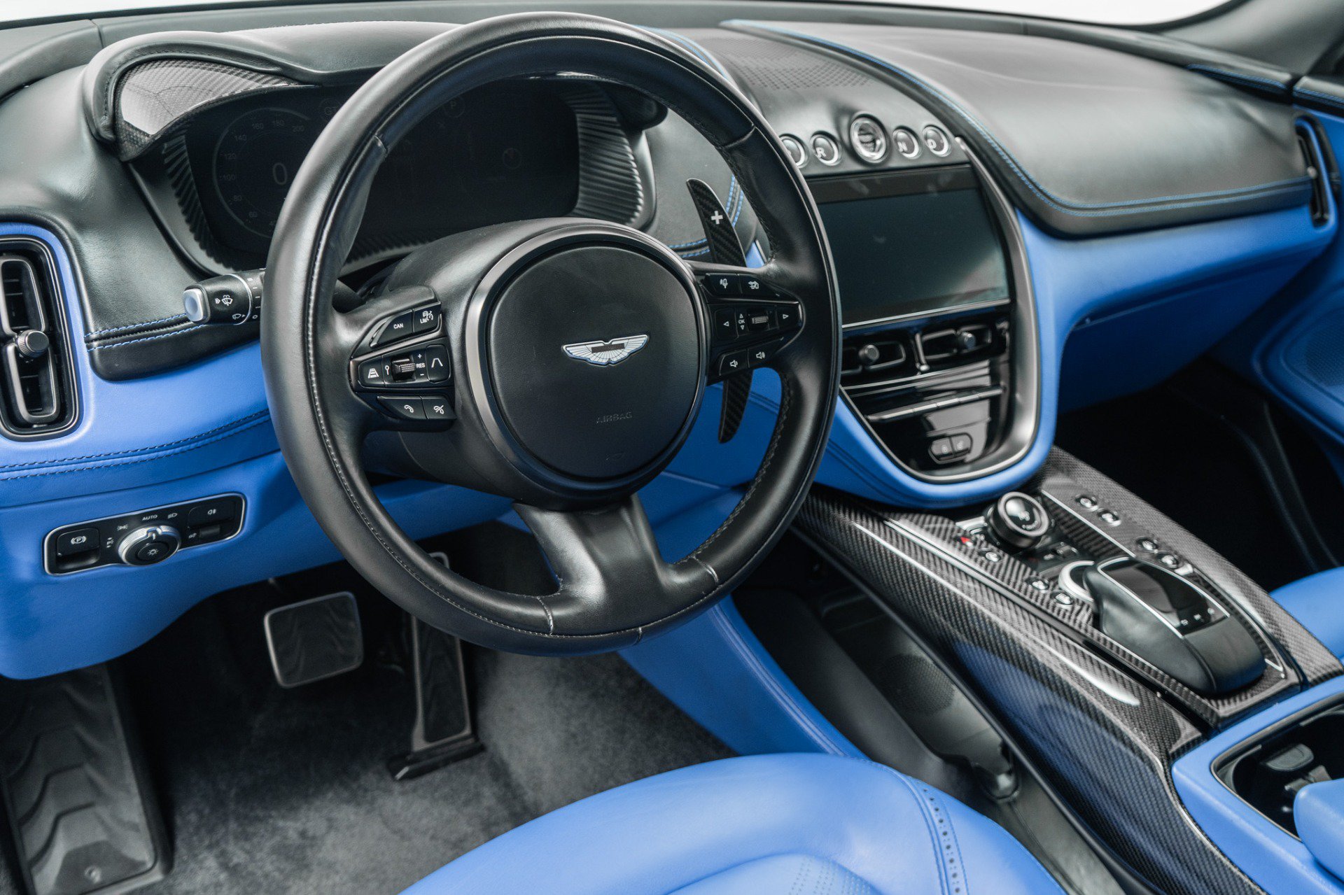 Used 2023 Aston Martin DBX 707 AWD/4WD image 13