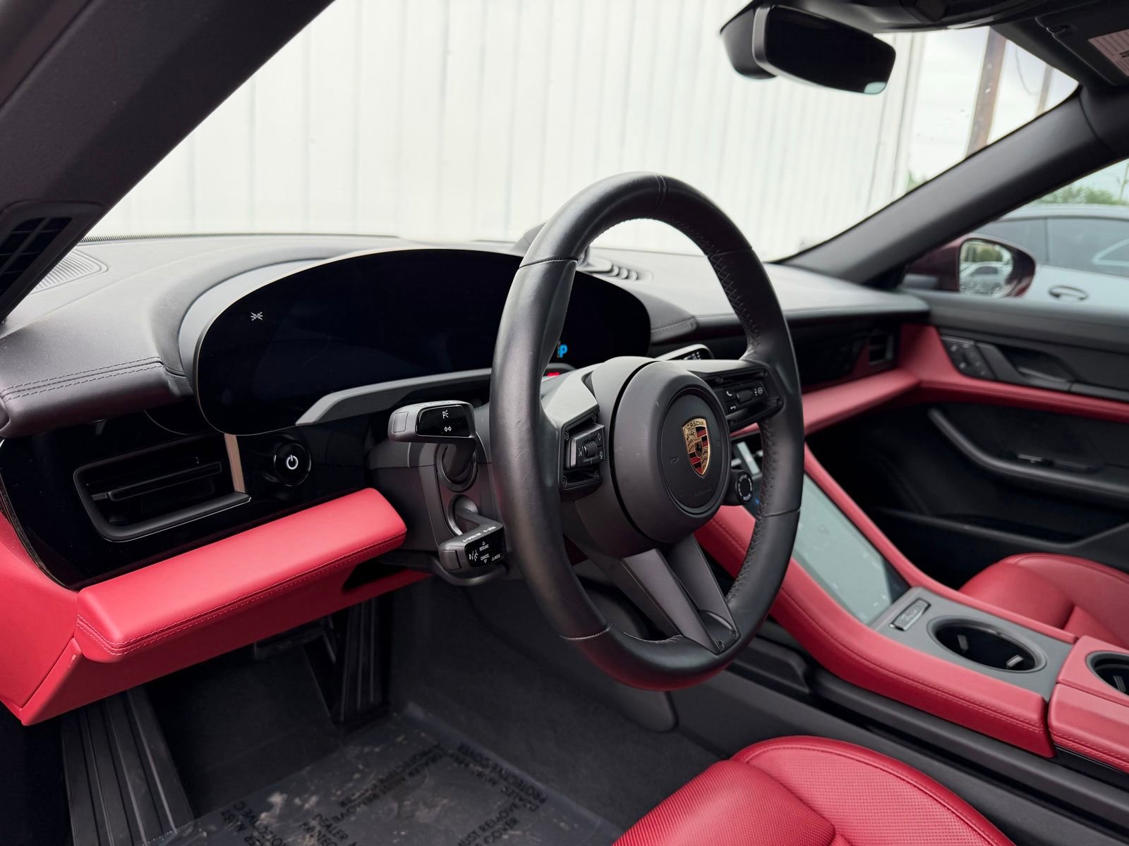 Used 2023 Porsche Taycan image 17