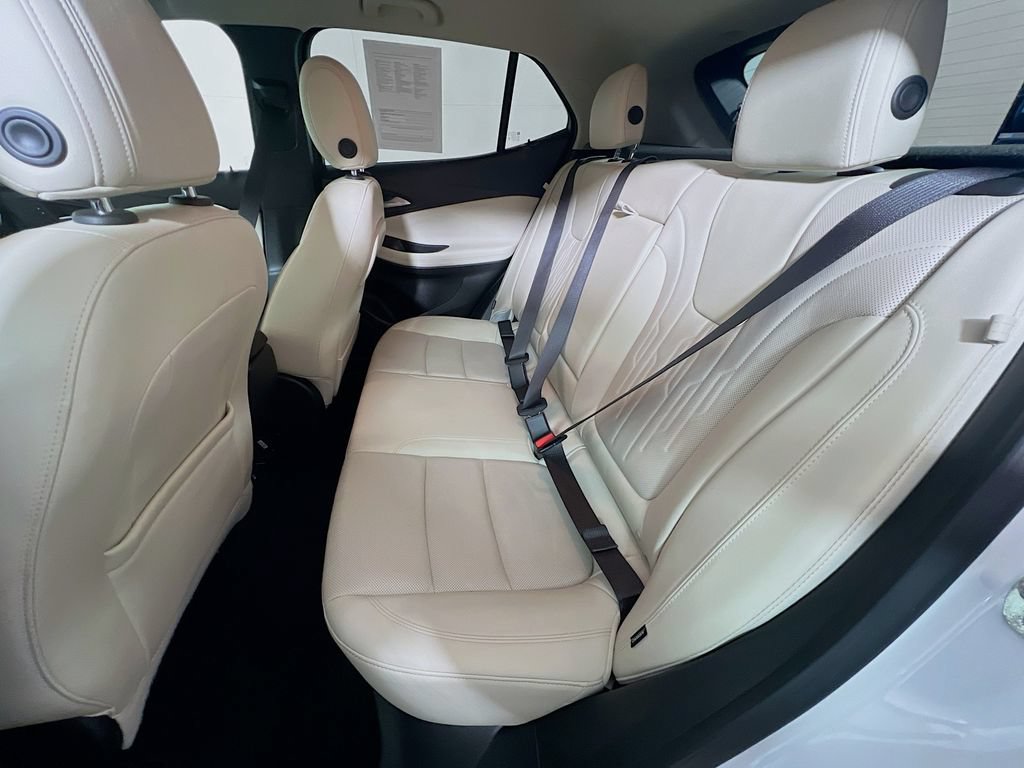 Used 2024 Buick Encore GX Avenir w/ Avenir Convenience Package FWD image 21