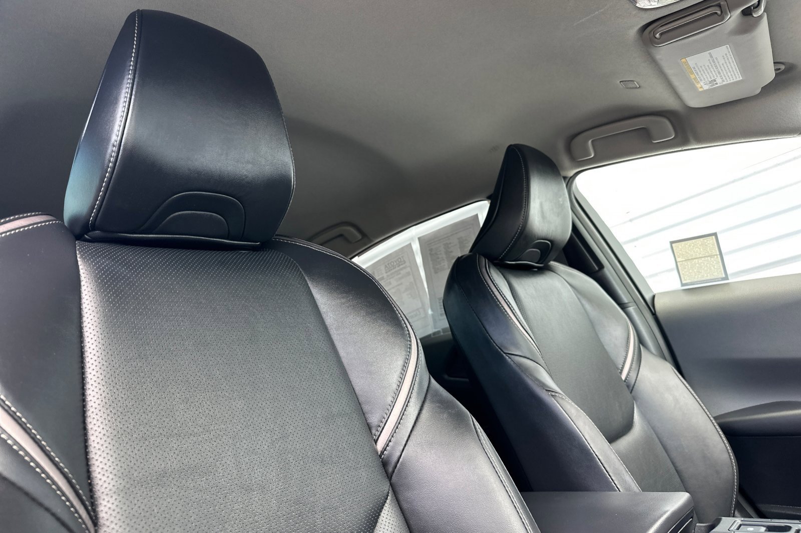 Used 2025 Toyota Prius XLE image 17