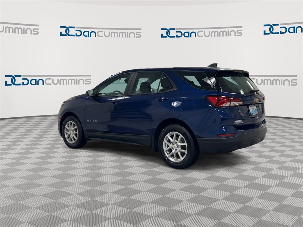 Used 2022 Chevrolet Equinox LS image 6