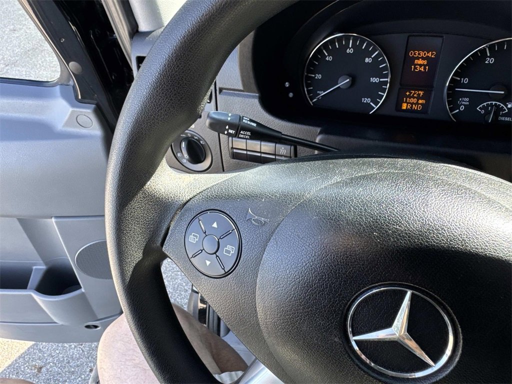 Used 2018 Mercedes-Benz Sprinter 2500 image 26