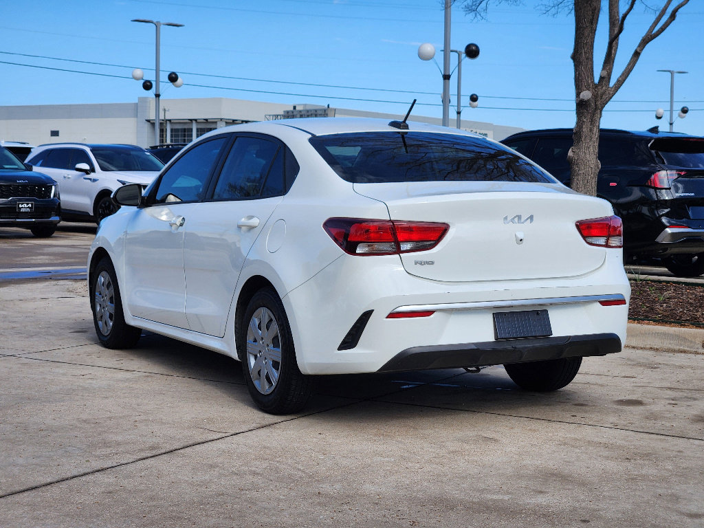 Used 2023 Kia Rio S image 3