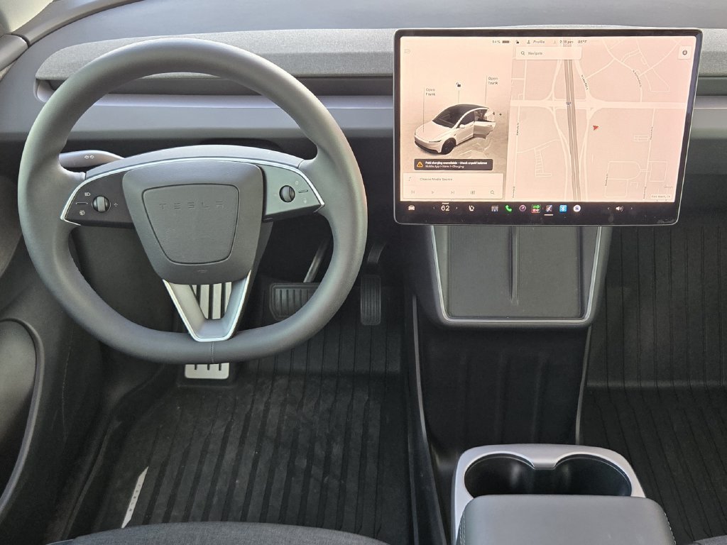 Used 2026 Tesla Model Y AWD image 25