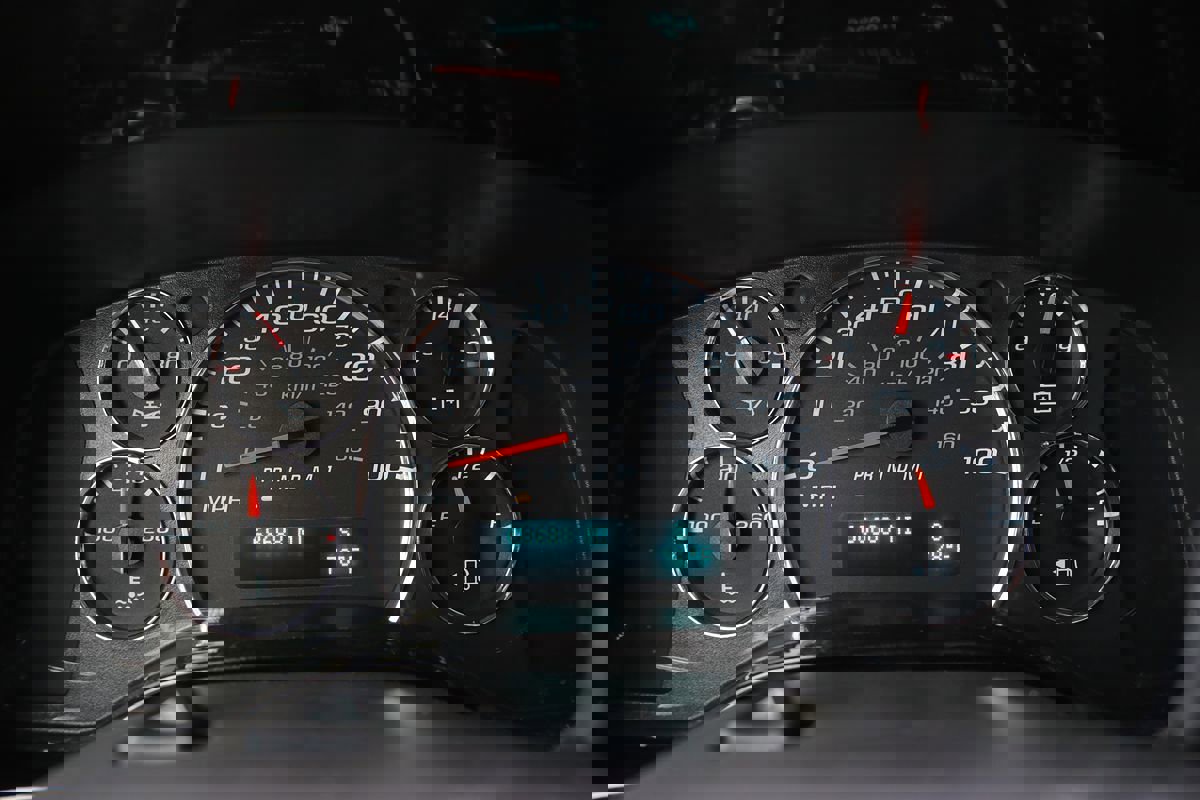 Used 2020 GMC Savana 2500 Extended w/ Enhanced Convenience Package image 18