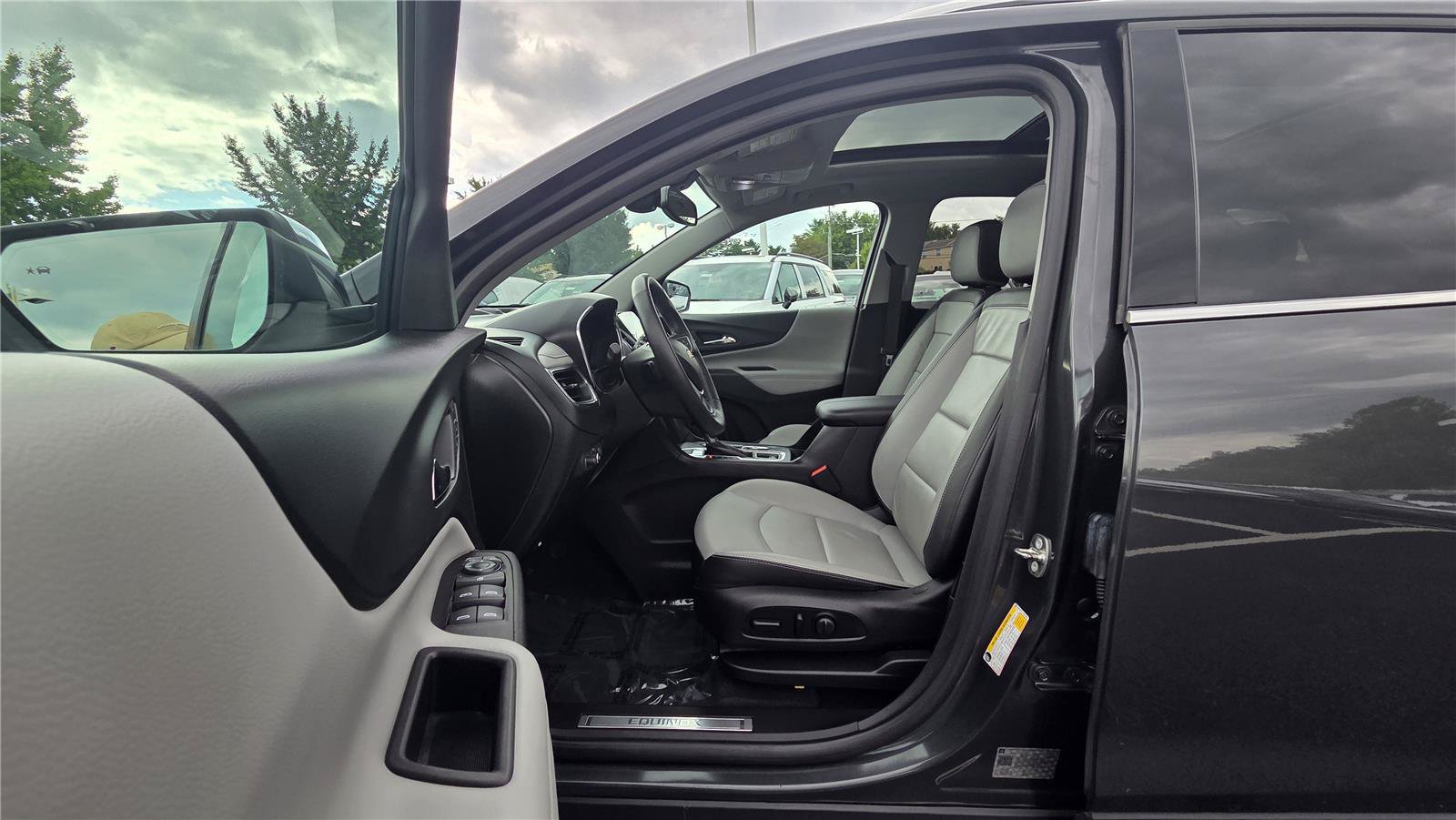 Used 2018 Chevrolet Equinox Premier AWD/4WD image 15