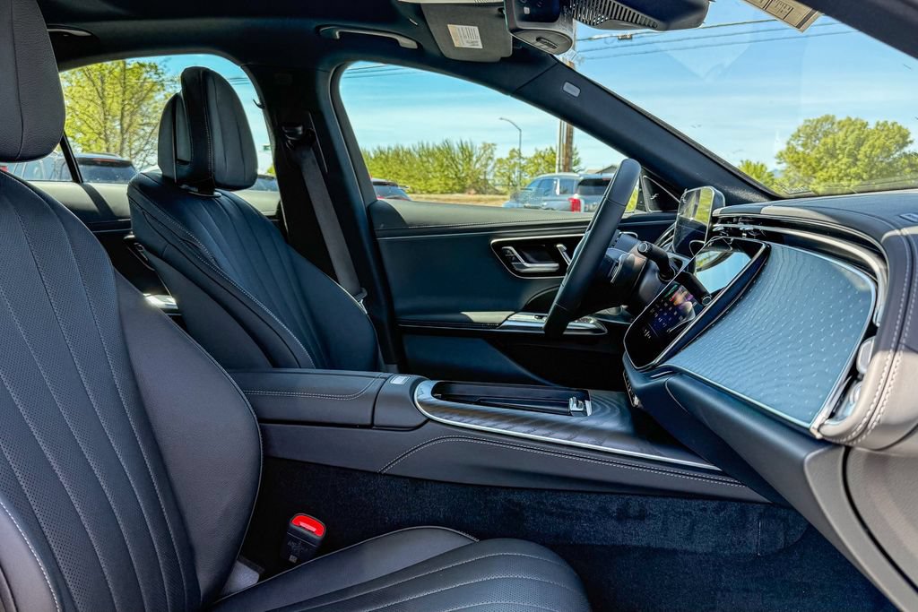 New 2026 Mercedes-Benz E 450 4MATIC Sedan image 16