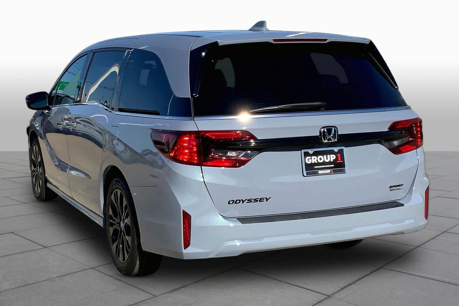 Used 2026 Honda Odyssey Sport-L image 11