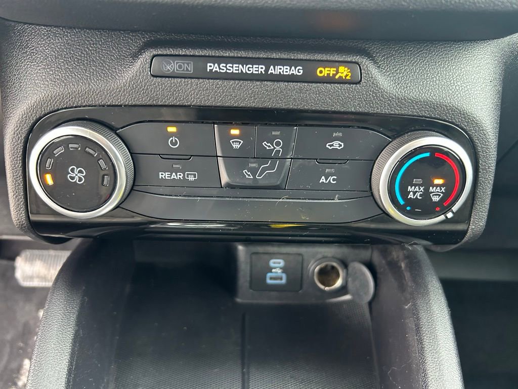 Used 2021 Ford Escape SE image 15