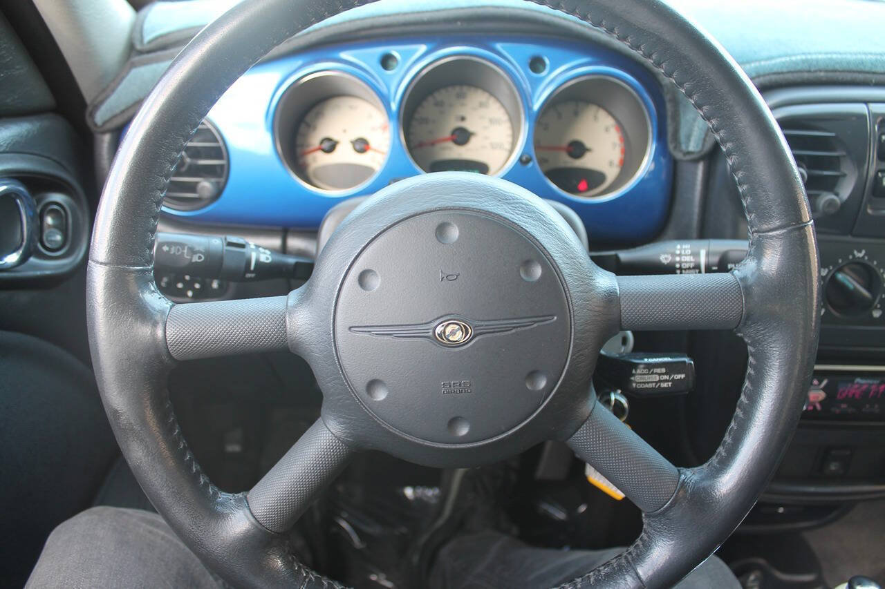 Used 2004 Chrysler PT Cruiser Limited FWD image 36