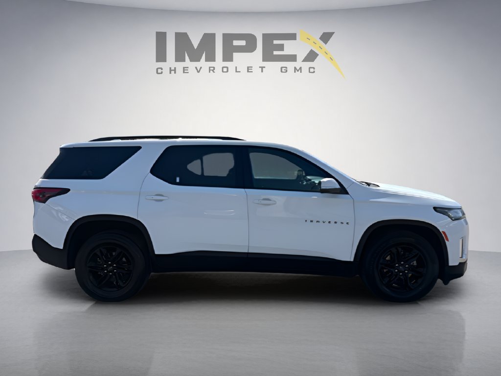 Used 2023 Chevrolet Traverse LT w/ Midnight/Sport Edition AWD/4WD image 6